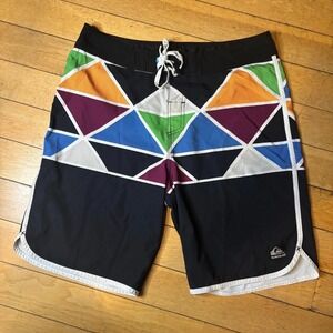 Vtg Quiksilver Cypher Board Shorts 34 Black Geometric AOP Y2K 2000s Surf Skate